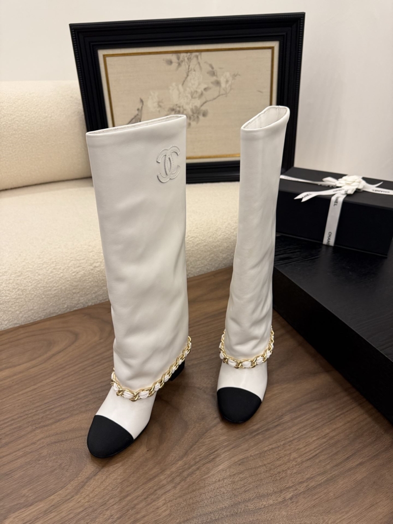 Ch**el boots